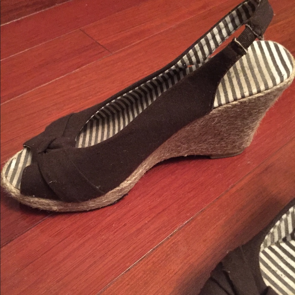 Wedges - Picture 2 of 5